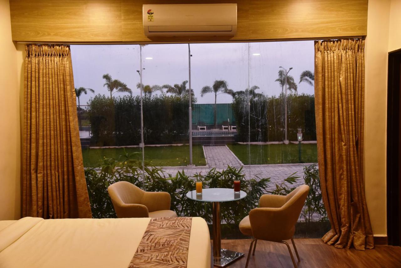 Carina Retreat Resort Sasan Gir Eksteriør billede