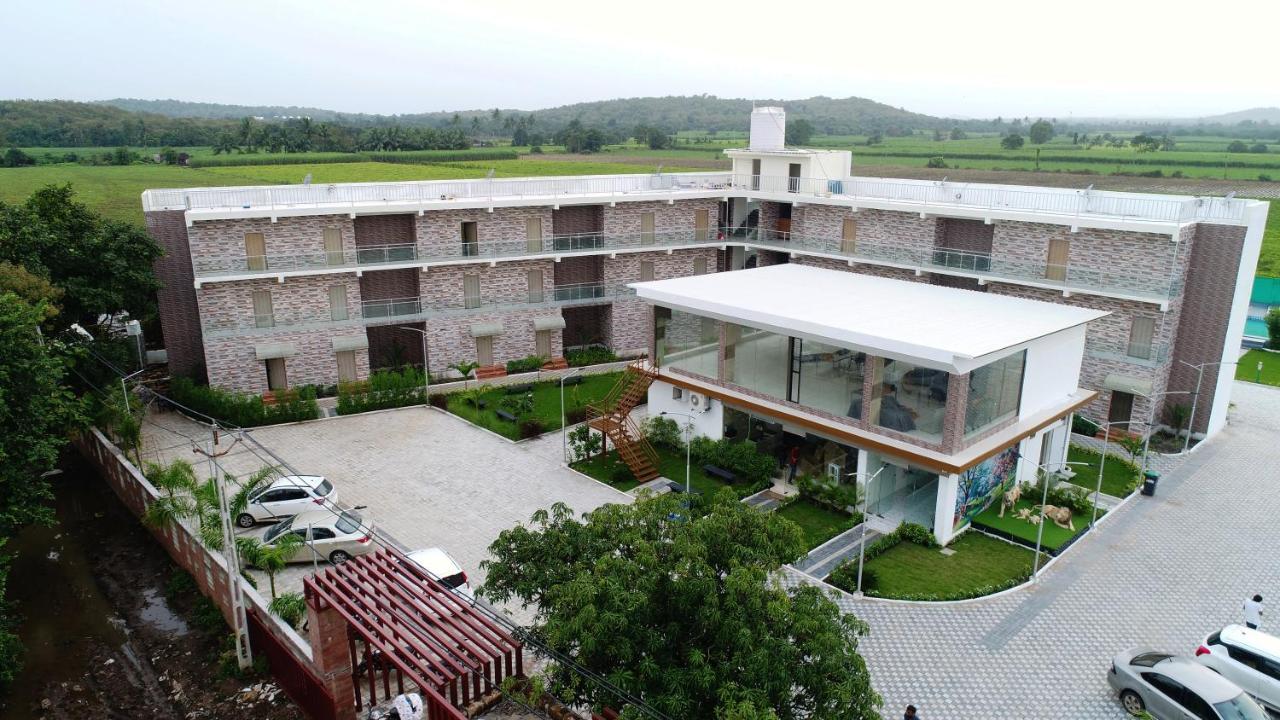 Carina Retreat Resort Sasan Gir Eksteriør billede