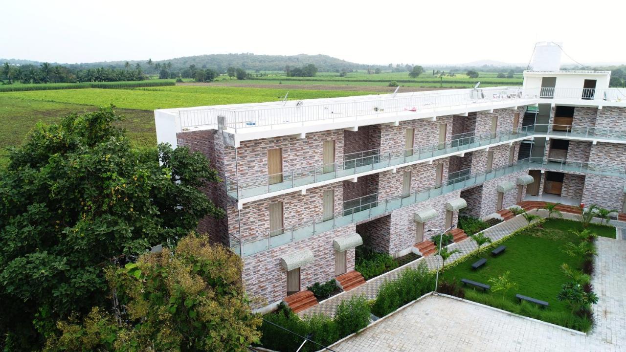Carina Retreat Resort Sasan Gir Eksteriør billede